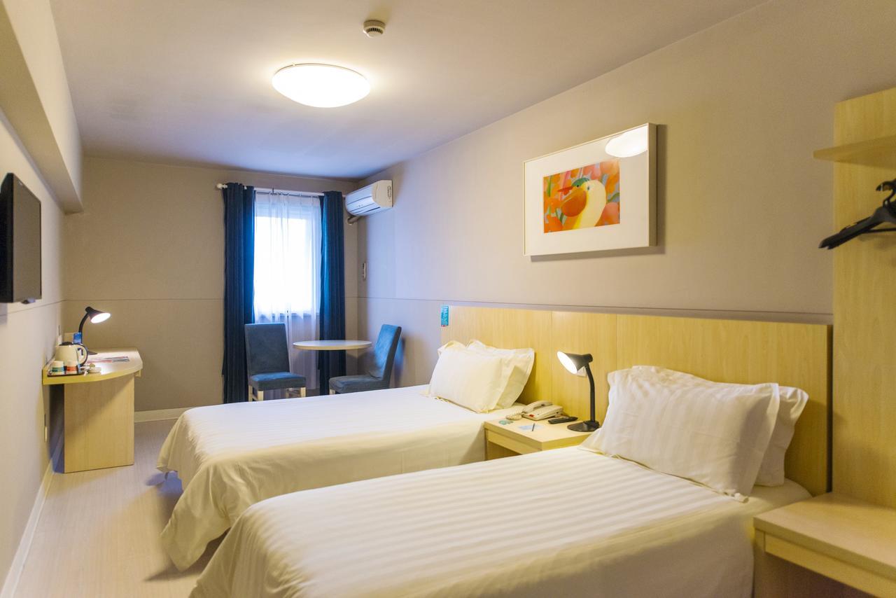 Jinjiang Inn Select Jiaxing Wanda Plaza Exterior photo